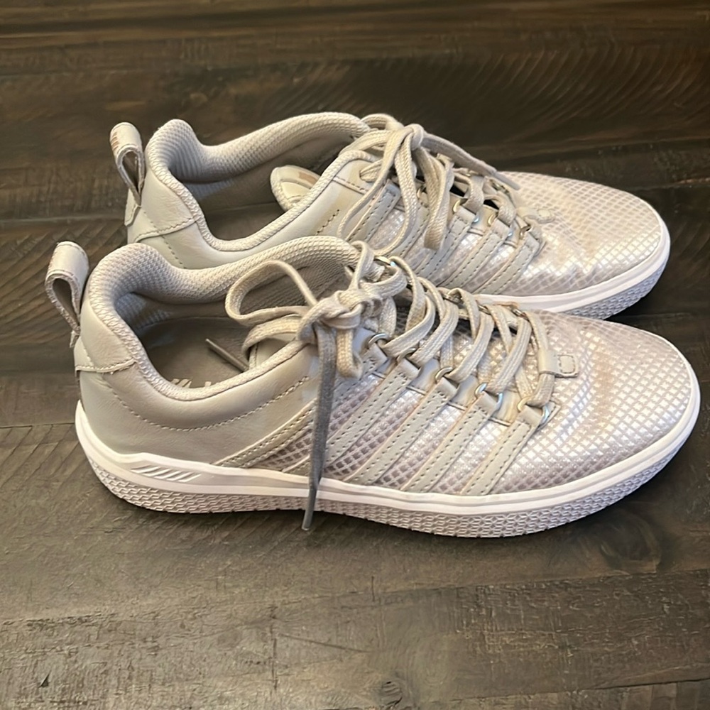 KSwiss Silver court style Sneakers Size 7